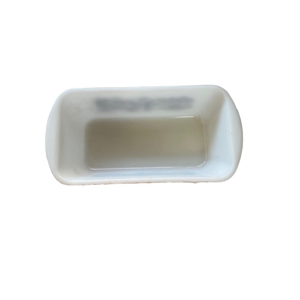 Currier &  Ives Glass Loaf Pan. White/ Blue